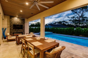 Mimosa Manor 4-4 Luxury Home Near Vanderbilt Beach